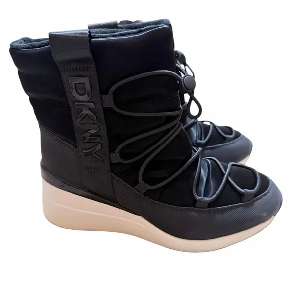 🌼🌟NWOT DKNY Women's Black and White Winter Boots - Picture 3 of 12